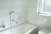 Gepflegte 2-Zimmerwohnung zur Selbstnutzung oder Kapitalanlage in Hainburg - Ansicht Badewanne