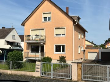 Wohnen & Vermieten in Mühlheim – Dreifamilienhaus mit Platz für Ihre Pläne, 63165 Mühlheim, Mehrfamilienhaus