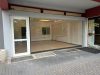 Wohnung und Ladeneinheit aus einer Hand in Seligenstadt - Frontansicht Ladeneinheit