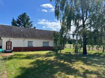 VERKAUFT Traumhaftes Baugrundstück mit Altbestand am Feldrand – unverbaubare Aussicht in Babenhausen, 64832 Babenhausen, Wohngrundstück