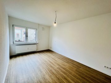 klein aber fein! 2-Zimmerwohnung in OF-Bürgel für Einpersonenhaushalt!, 63075 Offenbach / Bürgel, Etagenwohnung