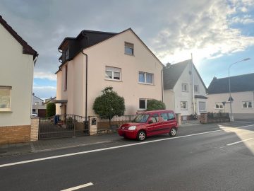 Solide Kapitalanlage mit Zukunft – Dreifamilienhaus in Seligenstadt/Klein-Welzheim, 63500 Seligenstadt, Mehrfamilienhaus