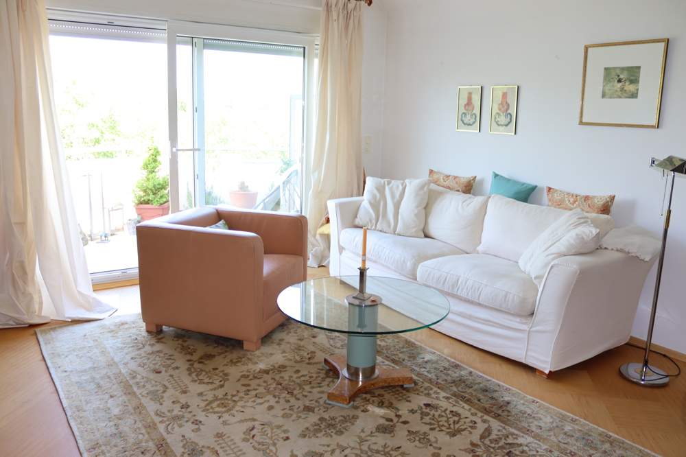 Lichtdurchflutete 2-Zimmer-Wohnung in ruhiger Lage mit Renovierungsplus - Foto 3