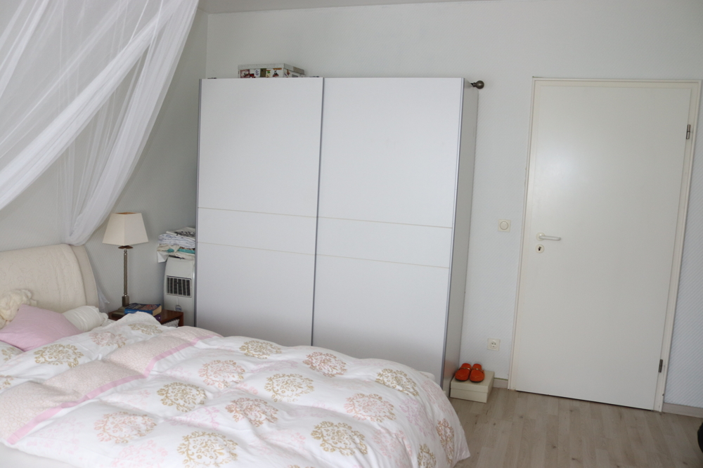 Lichtdurchflutete 2-Zimmer-Wohnung in ruhiger Lage mit Renovierungsplus - Foto 4