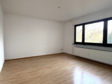 Attraktive 3,5-Zimmerwohnung am Dreieichpark!, 63067 Offenbach, Etagenwohnung