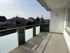 Exklusives 3-Familienhaus, Gartenidylle und hochwertiger Ausstattung in Seligenstadt Klein-Welzheim - Balkon 1. OG
