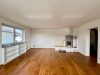 Exklusives 3-Familienhaus, Gartenidylle und hochwertiger Ausstattung in Seligenstadt Klein-Welzheim - Wohnzimmer 1.OG