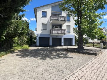 Seniorengerechtes Wohnen in Rodgau-Jügesheim – 2 Zimmer mit Balkon – nach KFW 55 Standard, 63110 Rodgau, Etagenwohnung