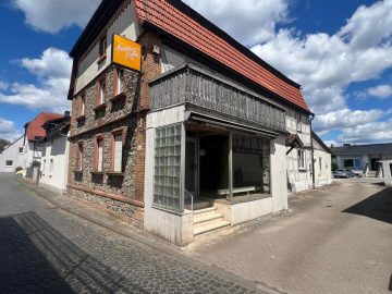 Wohn- und Geschäftshaus mit Entwicklungspotenzial in Babenhausen / Sickenhofen, 64832 Babenhausen, Haus