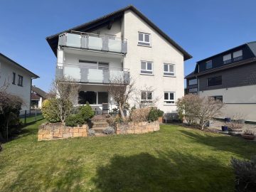 Exklusives 3-Familienhaus, Gartenidylle und hochwertiger Ausstattung in Seligenstadt Klein-Welzheim, 63500 Seligenstadt, Mehrfamilienhaus