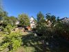 Familienfreundliches Zweifamilienhaus mit großem Garten und vielseitigem Potenzial. - Ansicht aus dem Garten