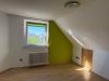 Familienfreundliches Zweifamilienhaus mit großem Garten und vielseitigem Potenzial. - Schlafzimmer 2 DG